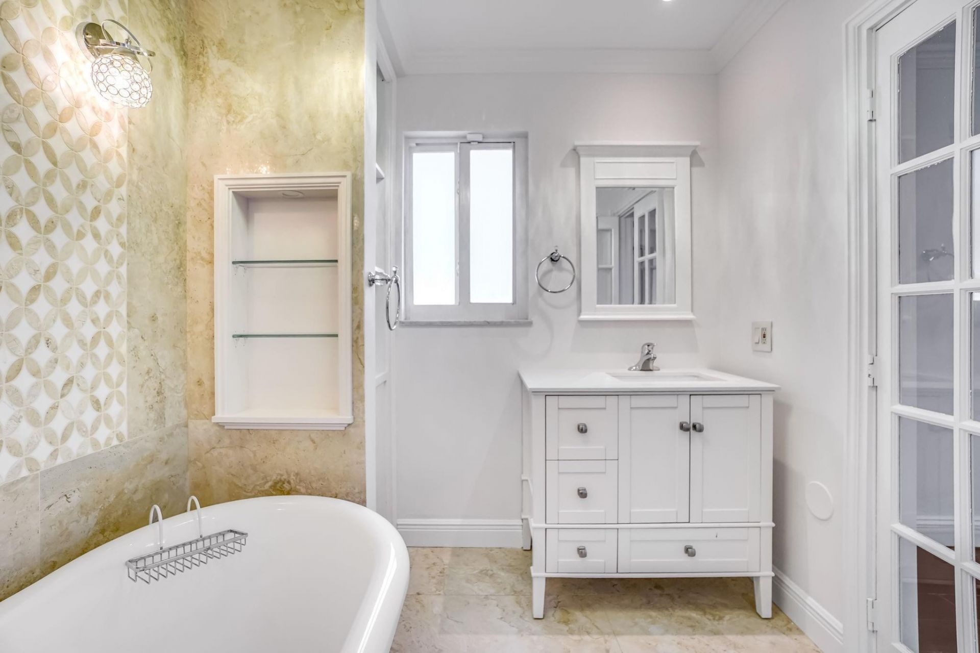 5550 NE 26th Avenue, Fort Lauderdale, FL 33308 Photo