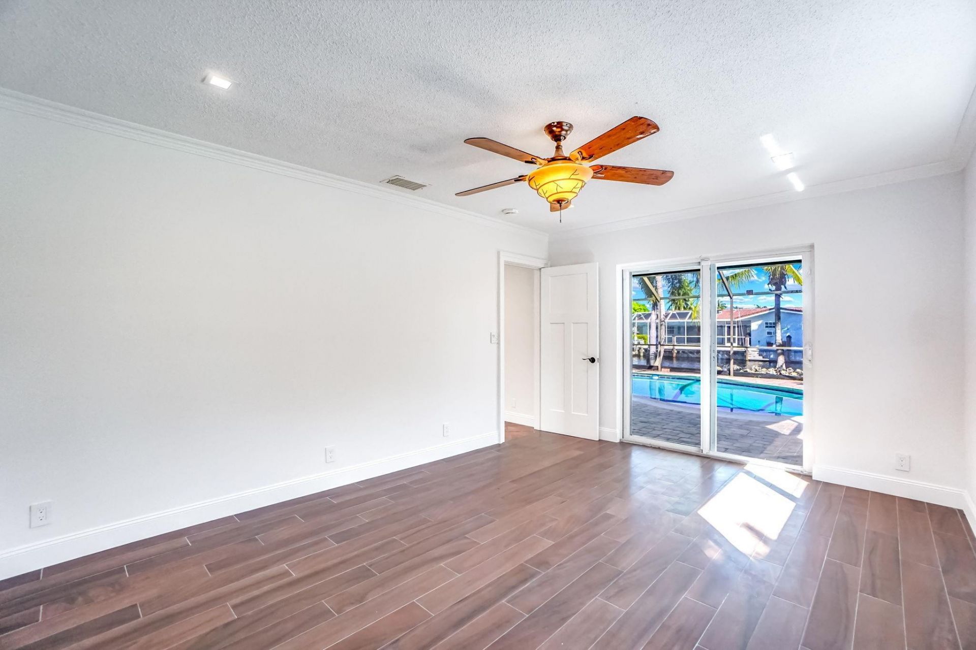 5550 NE 26th Avenue, Fort Lauderdale, FL 33308 Photo