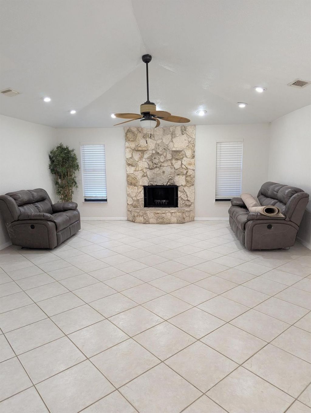 1961 SE Gena Rd, Port Saint Lucie, FL 34952 Photo