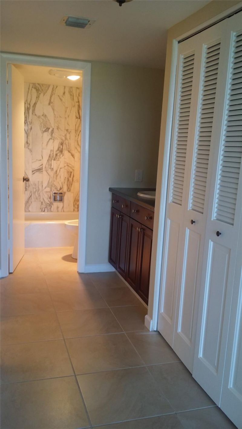 10777 W Sample Road, Unit 910, Coral Springs, FL 33065 Photo
