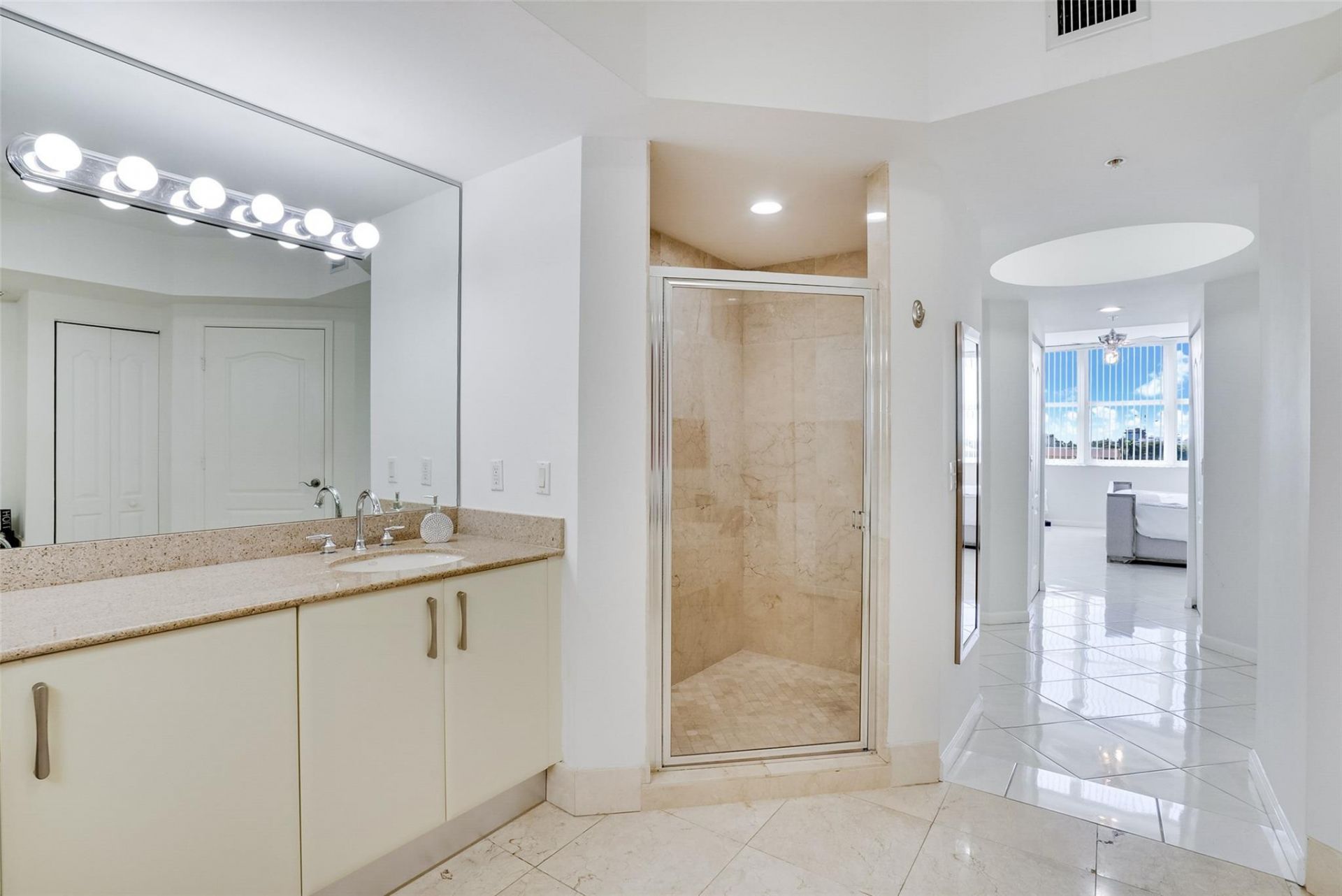 191 SE 20th Avenue, Unit 614, Deerfield Beach, FL 33441 Photo