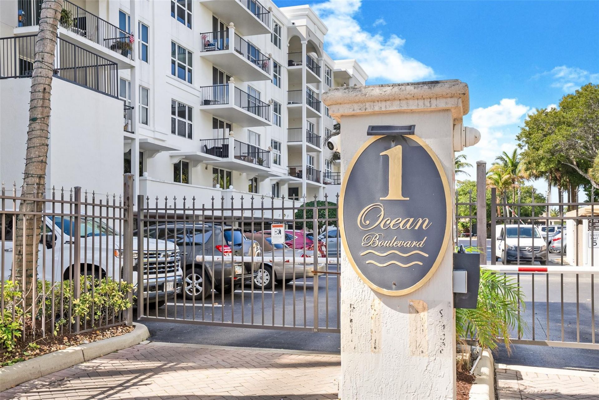 191 SE 20th Avenue, Unit 614, Deerfield Beach, FL 33441 Photo