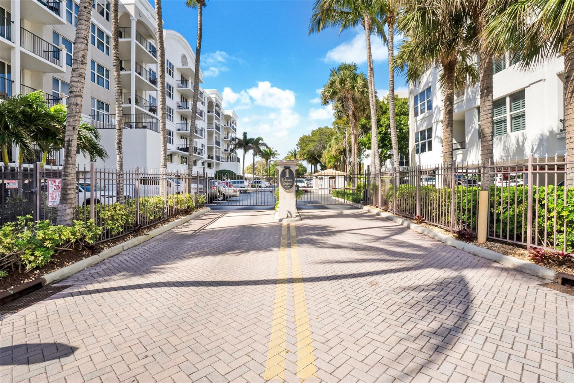 191 SE 20th Avenue, Unit 614, Deerfield Beach, FL 33441 Photo
