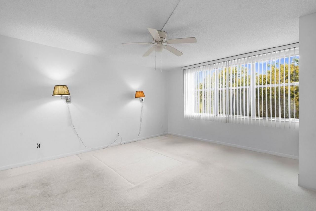 7080 Environ Boulevard, Unit 423, Lauderhill, FL 33319 Photo