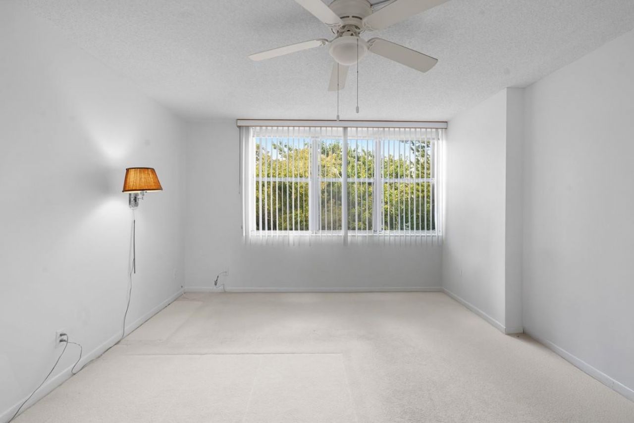 7080 Environ Boulevard, Unit 423, Lauderhill, FL 33319 Photo