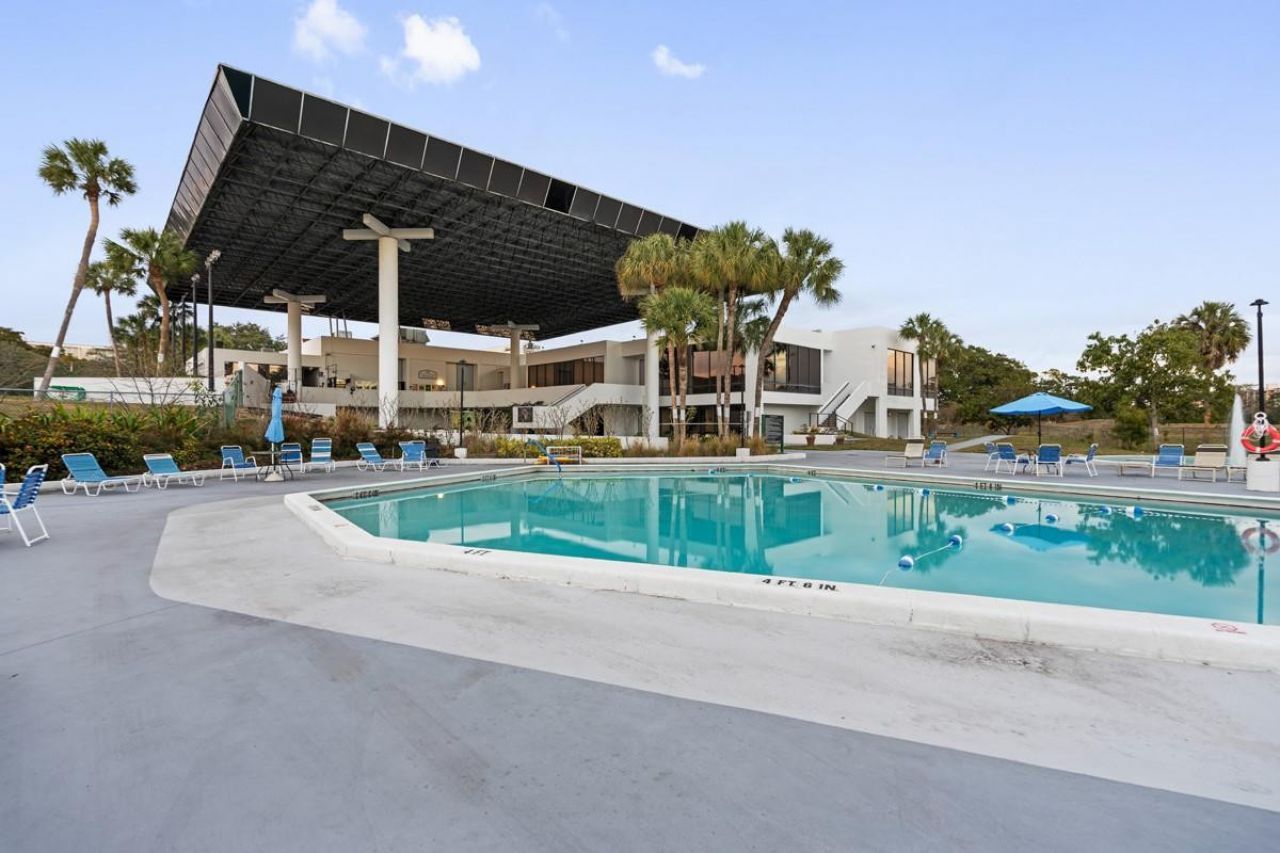 7080 Environ Boulevard, Unit 423, Lauderhill, FL 33319 Photo