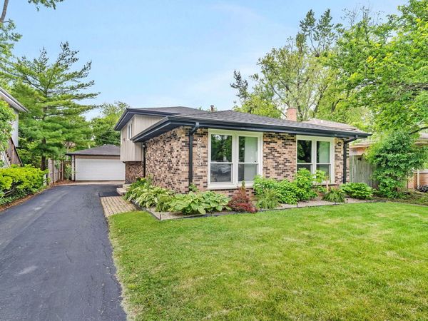 2533 Hickory Road, Homewood, IL 60430