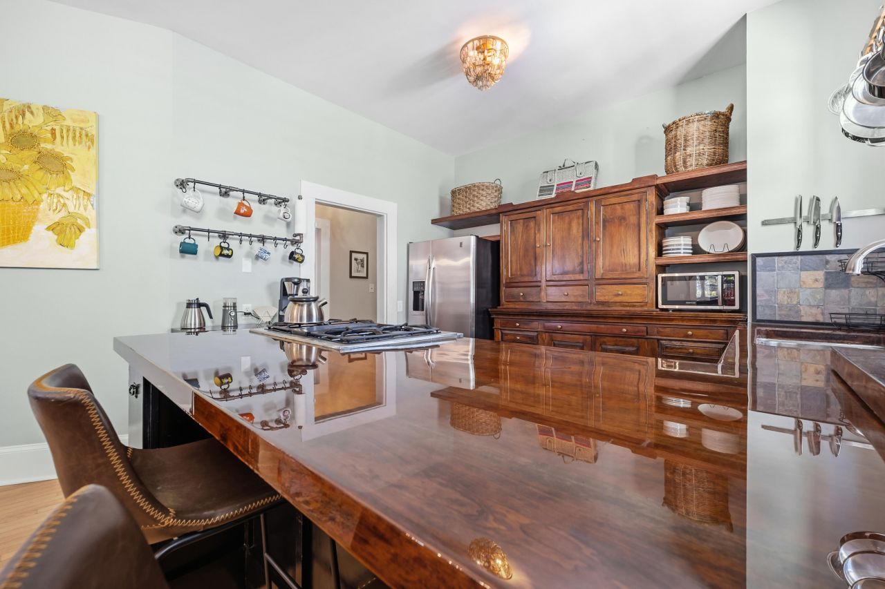 294 Congress Street Photo 11