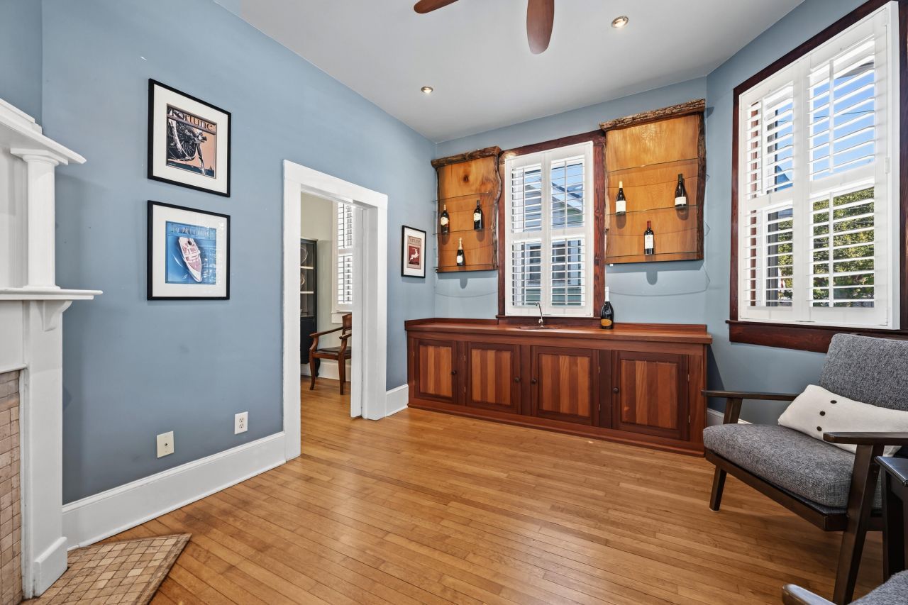 294 Congress Street Photo 13