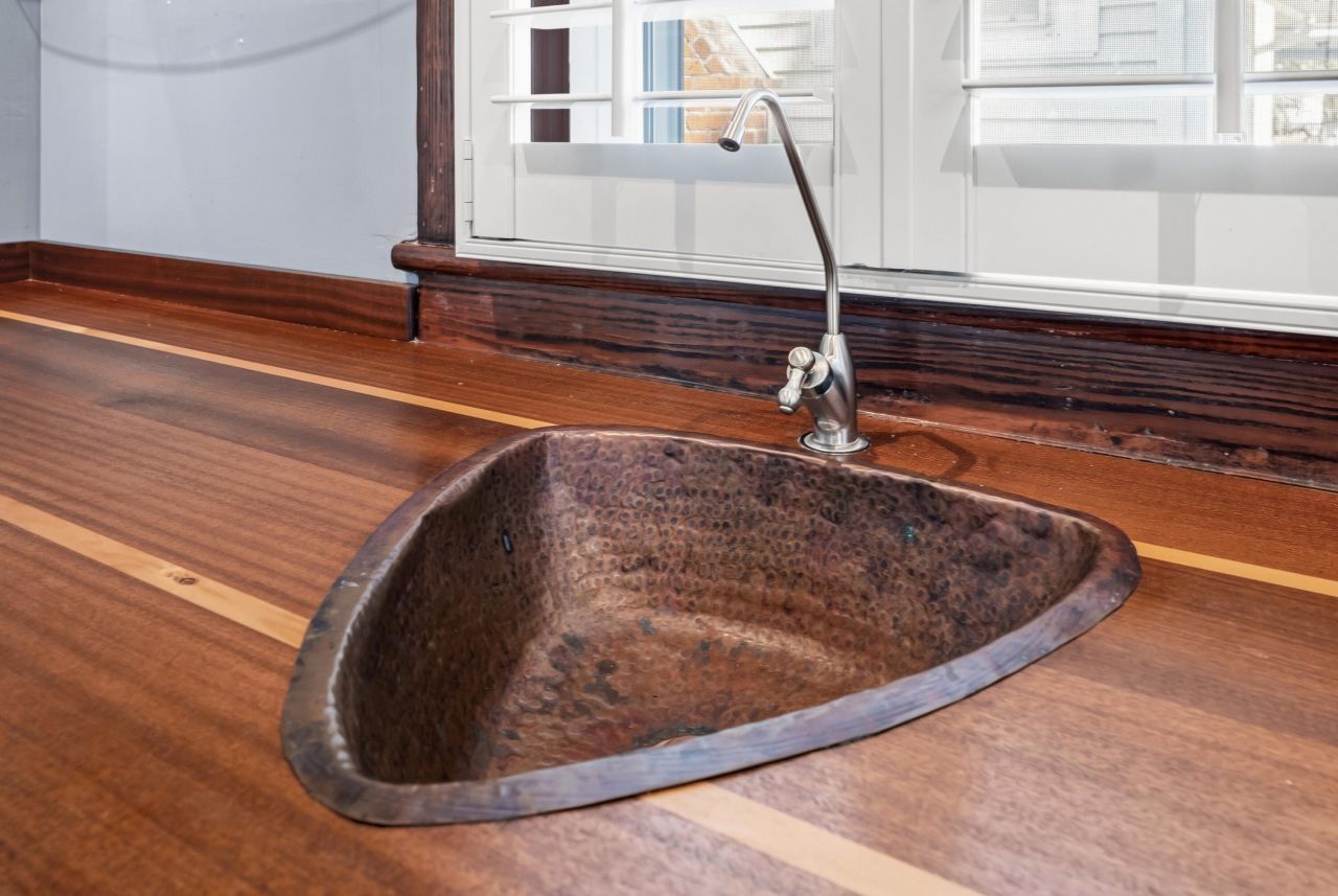 294 Congress Street Photo 16