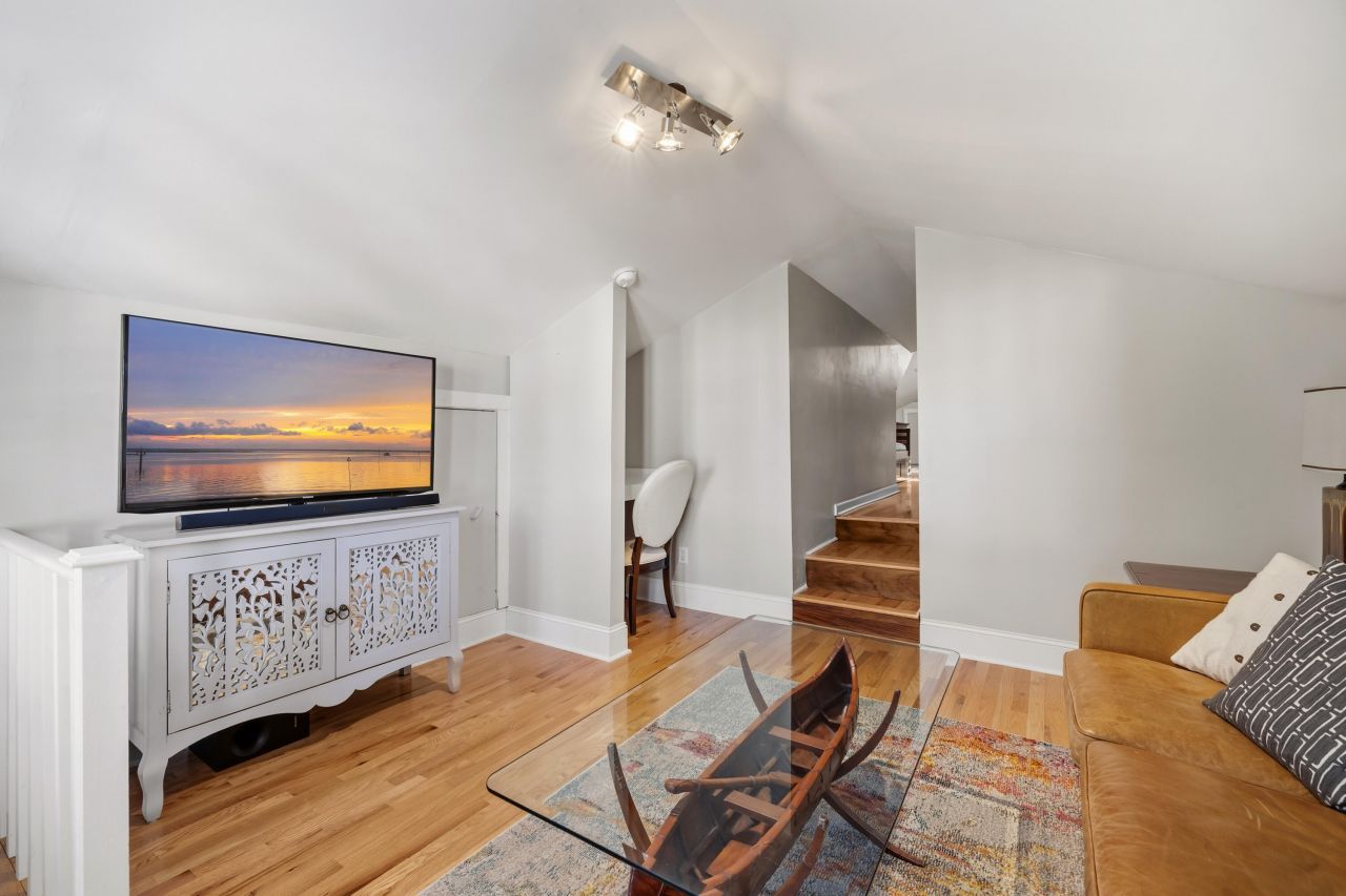 294 Congress Street Photo 31