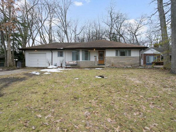 2221 Portage Avenue, South Bend, IN 46616