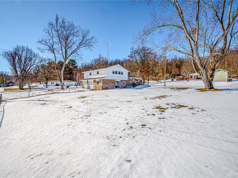 9500 Arnett Drive, New Paris, OH 45347 Photo 28