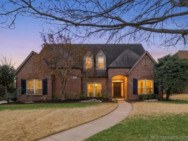 9152 E 103rd Street, Bixby, OK 74133