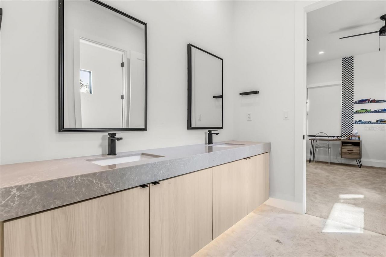 3316 Helen Avenue, Orlando, FL 32804 Photo