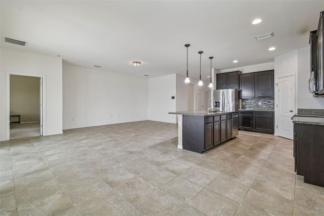 10507 Avian Forrest Drive, Riverview, FL 33578 Photo