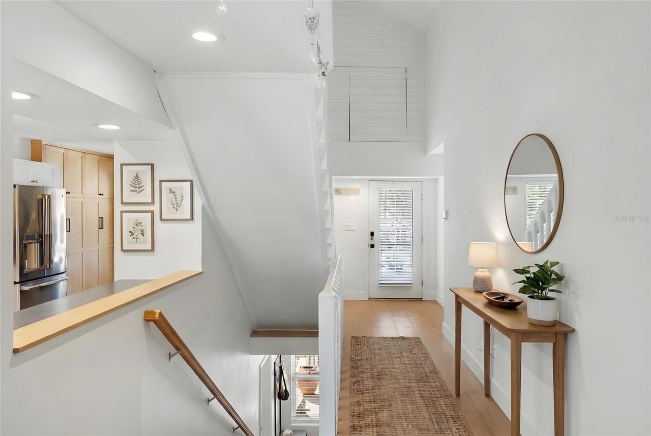 5119 Oxford Drive, Sarasota, FL 34242 Photo