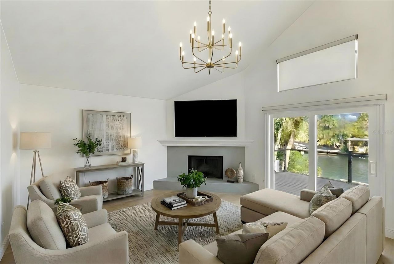 5119 Oxford Drive, Sarasota, FL 34242 Photo