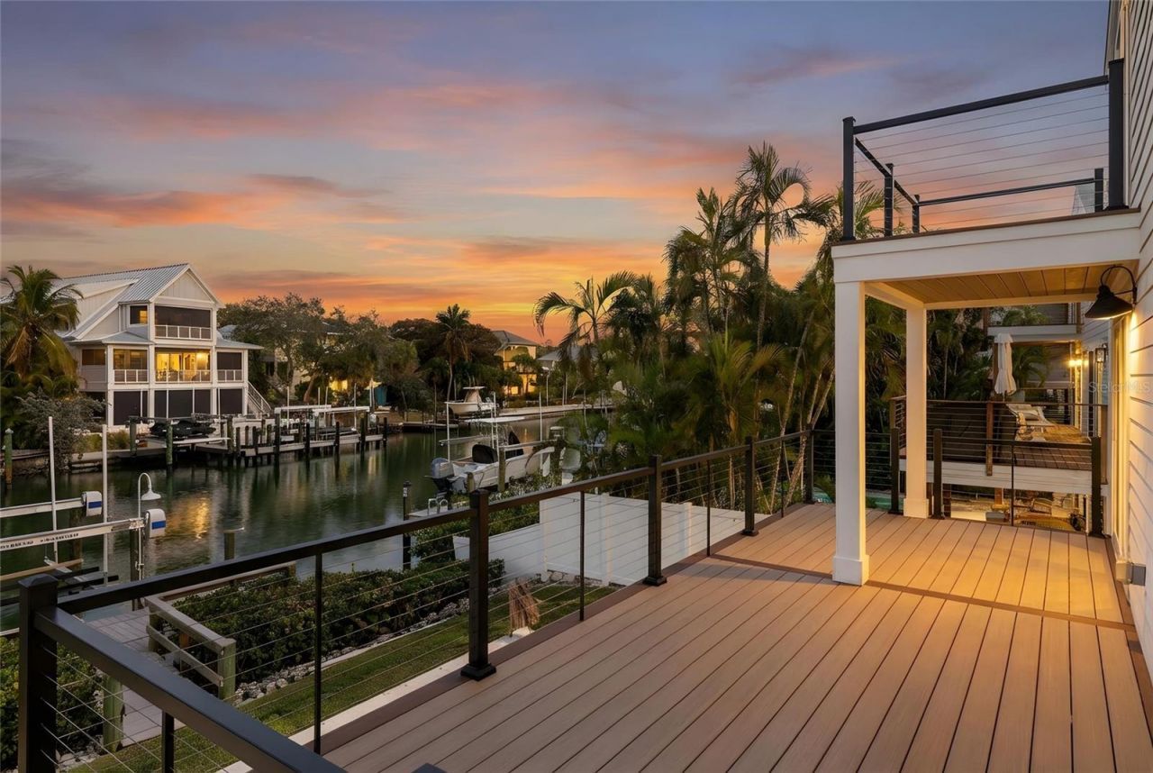 5119 Oxford Drive, Sarasota, FL 34242 Photo