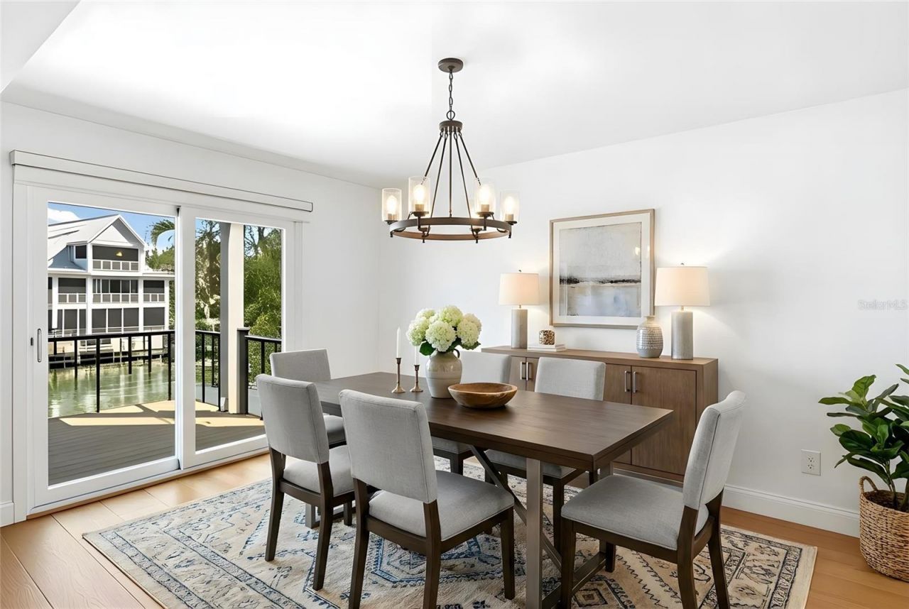 5119 Oxford Drive, Sarasota, FL 34242 Photo