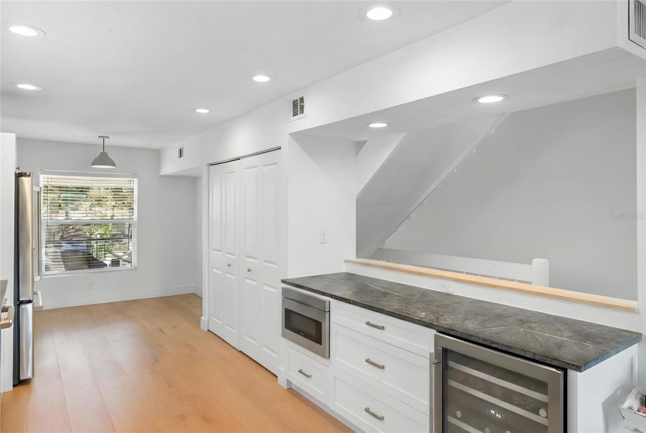 5119 Oxford Drive, Sarasota, FL 34242 Photo