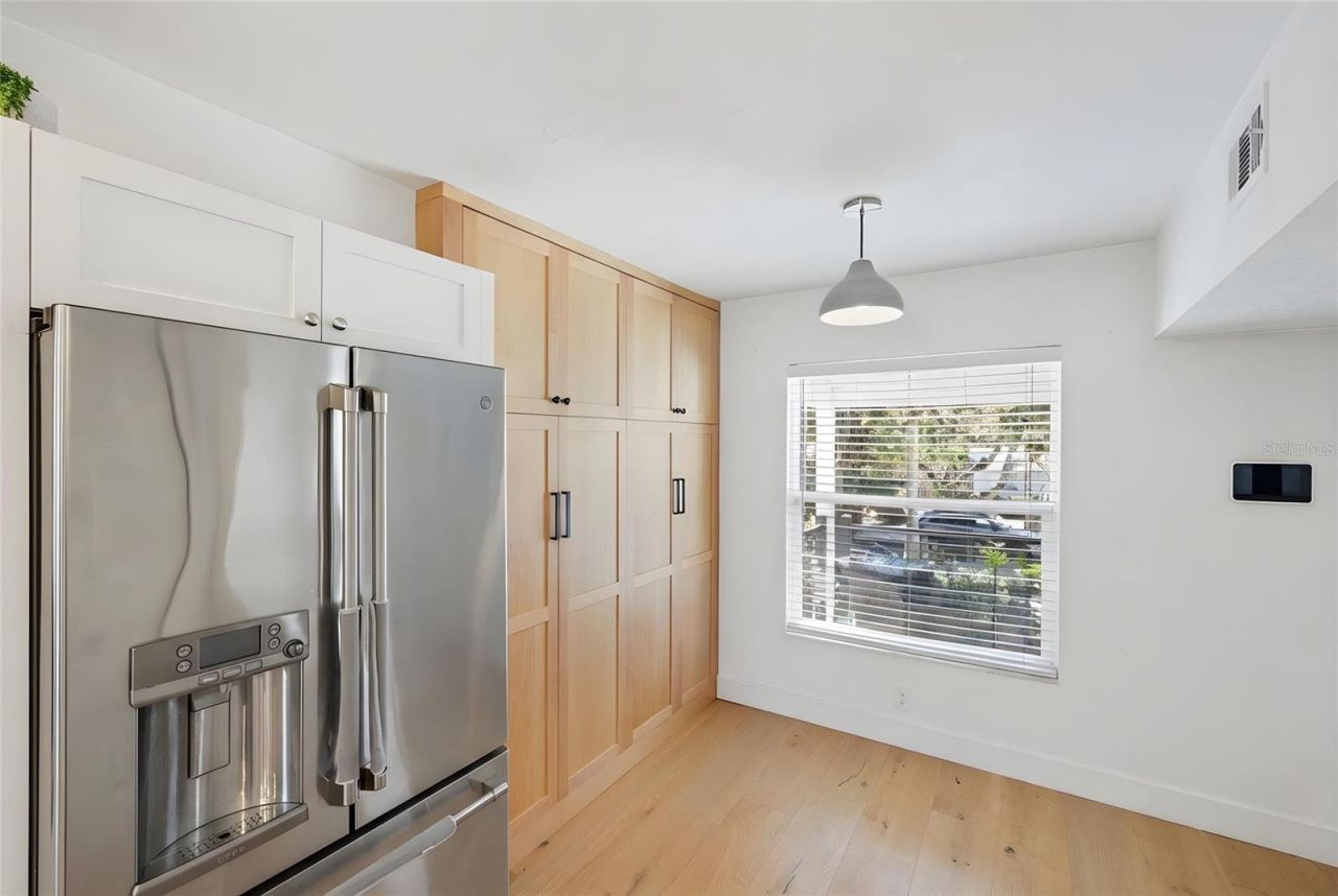 5119 Oxford Drive, Sarasota, FL 34242 Photo