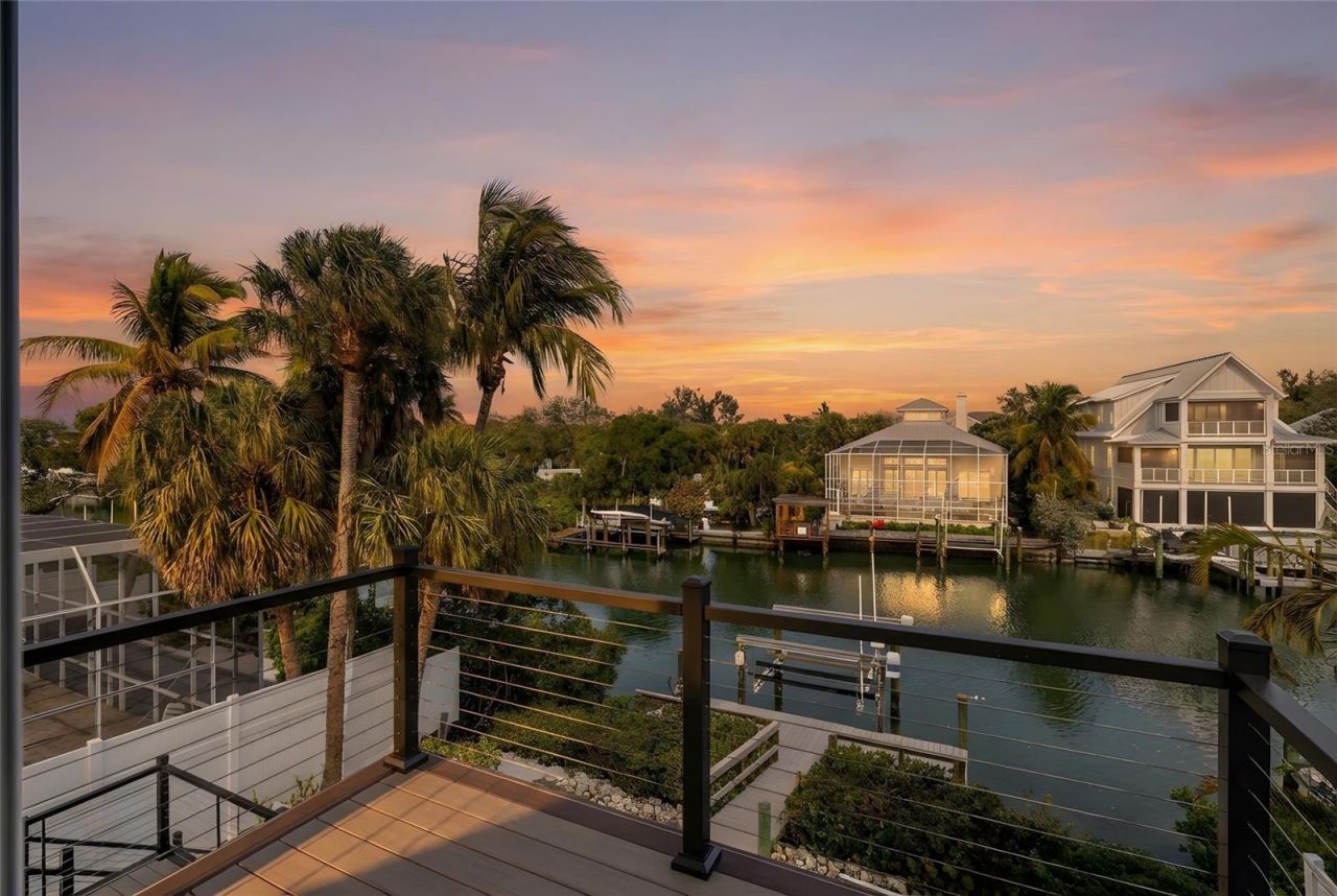 5119 Oxford Drive, Sarasota, FL 34242 Photo