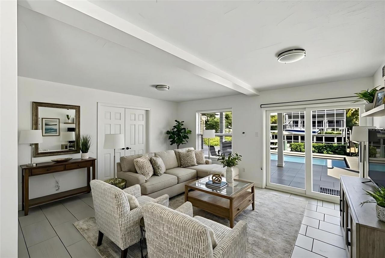 5119 Oxford Drive, Sarasota, FL 34242 Photo