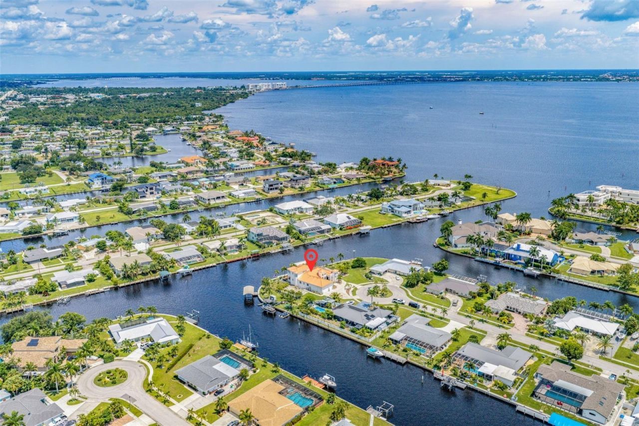 290 Tait Terrace Se, Port Charlotte, FL 33952 Photo