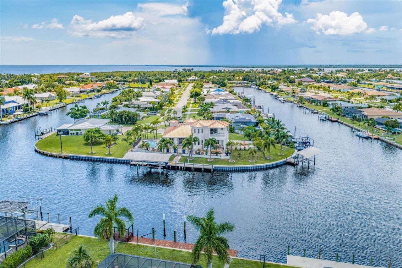 290 Tait Terrace Se, Port Charlotte, FL 33952 Photo