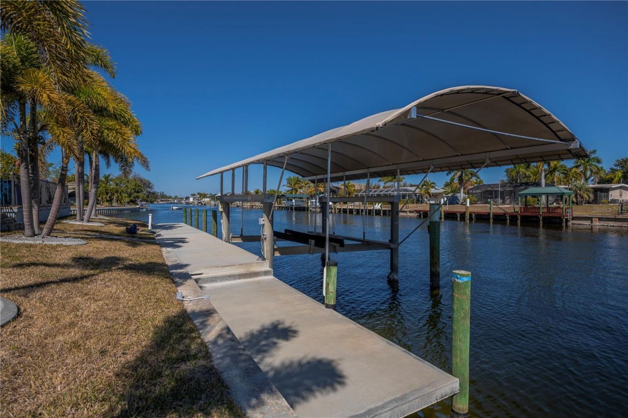 290 Tait Terrace Se, Port Charlotte, FL 33952 Photo