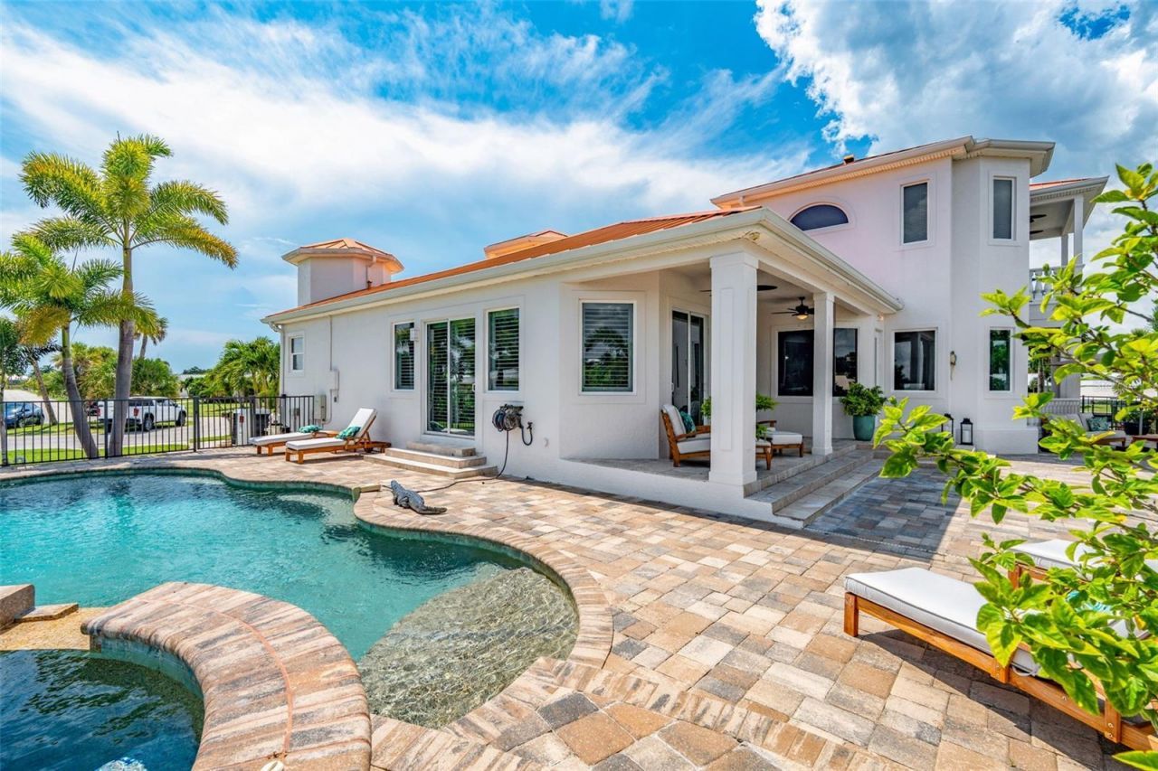 290 Tait Terrace Se, Port Charlotte, FL 33952 Photo
