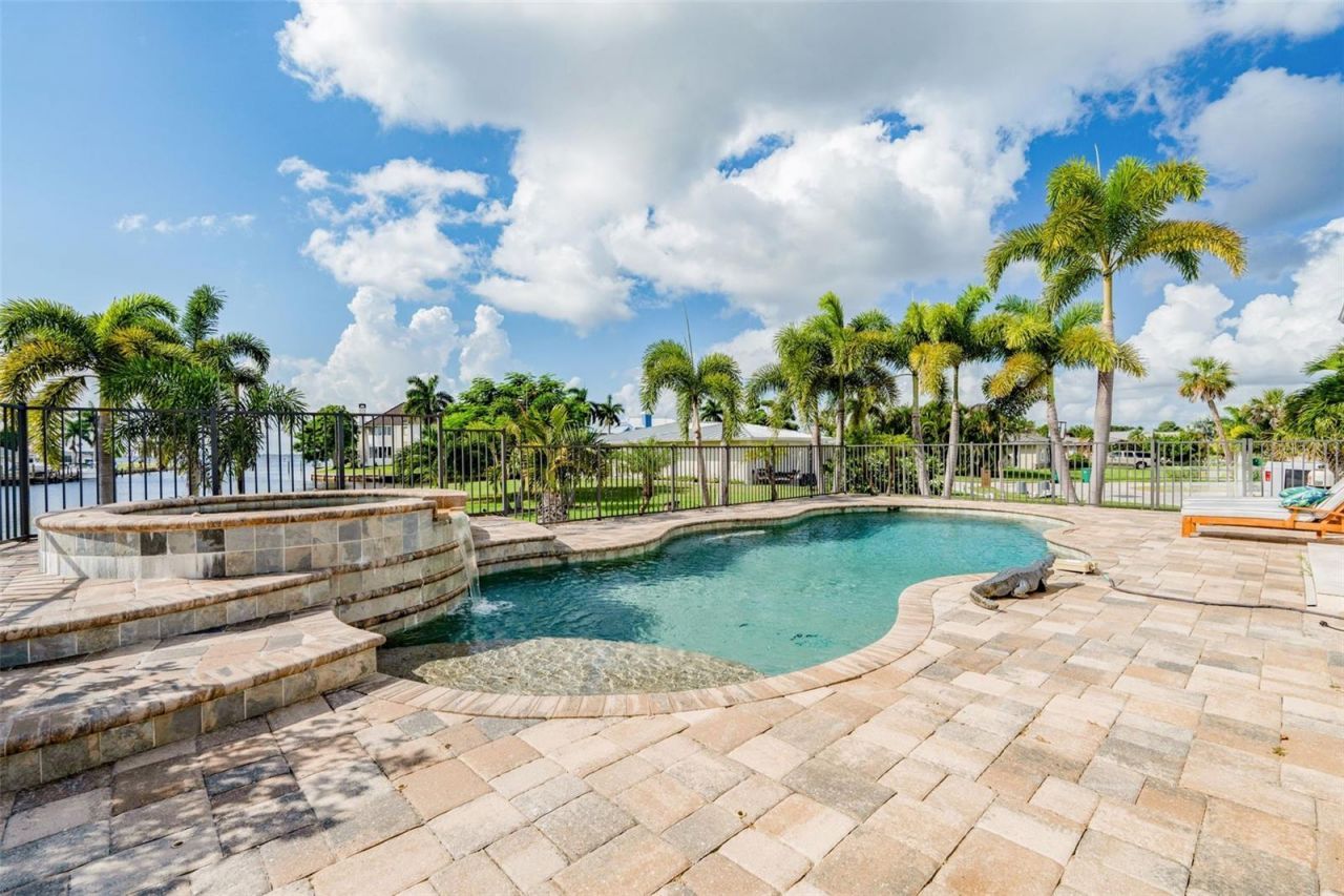 290 Tait Terrace Se, Port Charlotte, FL 33952 Photo