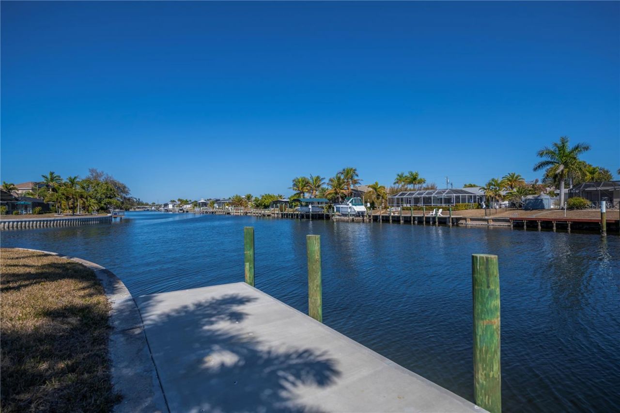 290 Tait Terrace Se, Port Charlotte, FL 33952 Photo