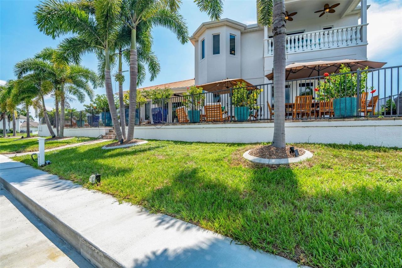 290 Tait Terrace Se, Port Charlotte, FL 33952 Photo