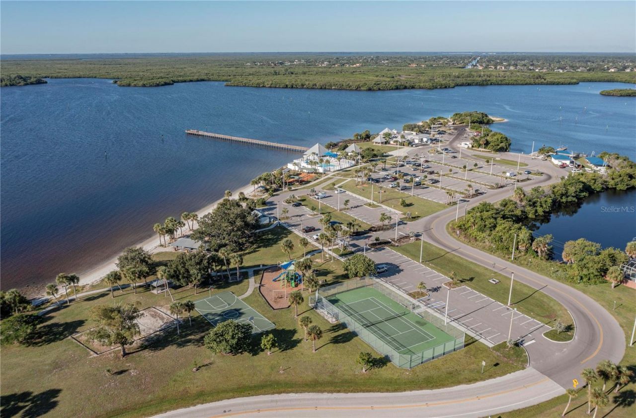 290 Tait Terrace Se, Port Charlotte, FL 33952 Photo