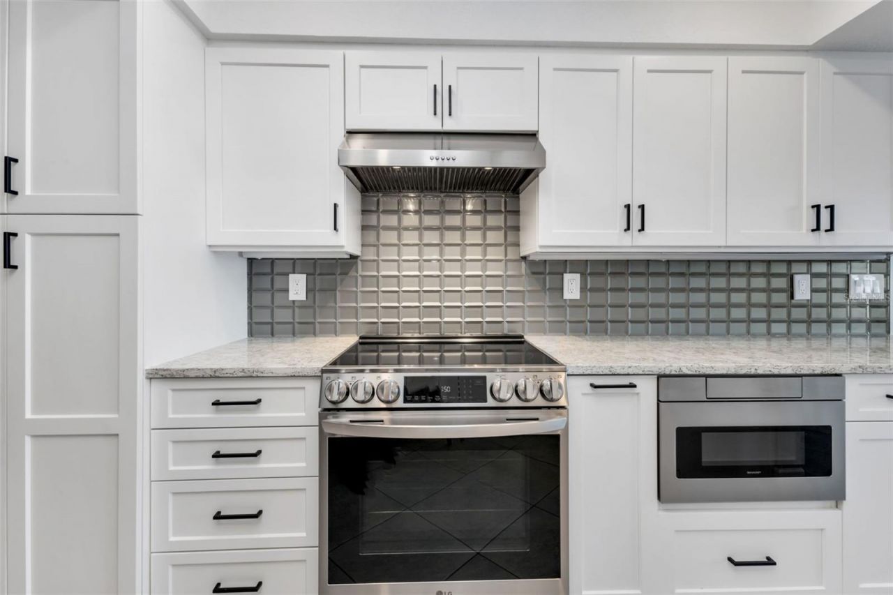 1650 W Marion Avenue, Unit 123, Punta Gorda, FL 33950 Photo