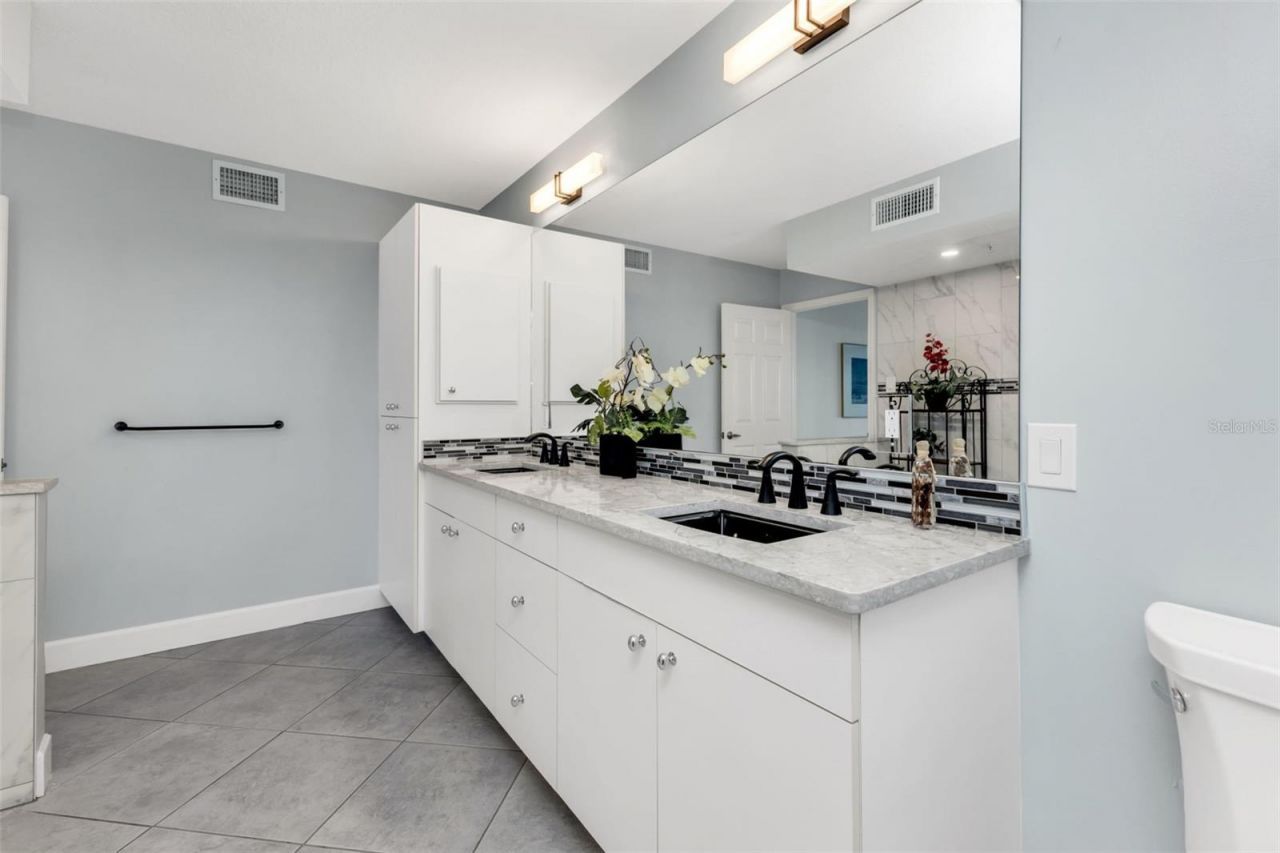 1650 W Marion Avenue, Unit 123, Punta Gorda, FL 33950 Photo