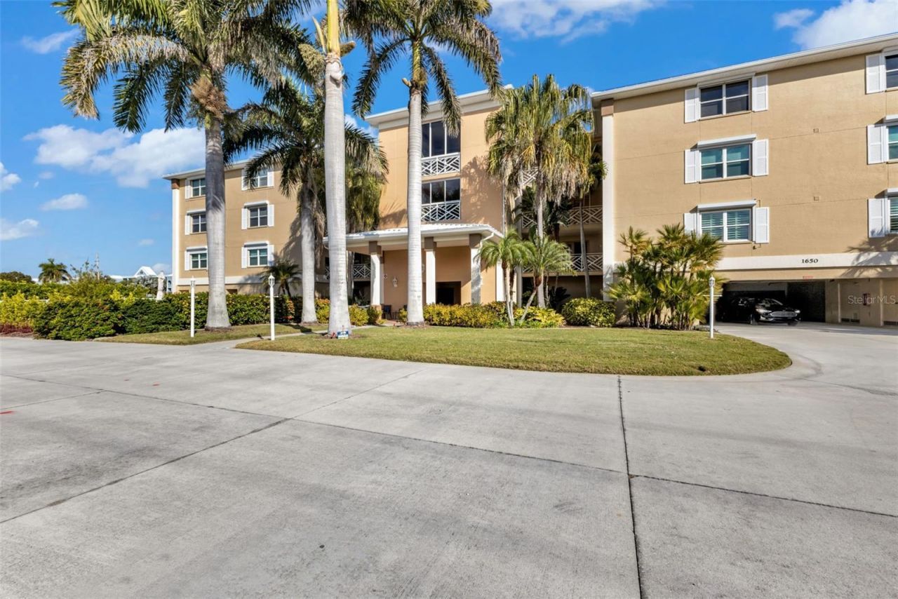1650 W Marion Avenue, Unit 123, Punta Gorda, FL 33950 Photo