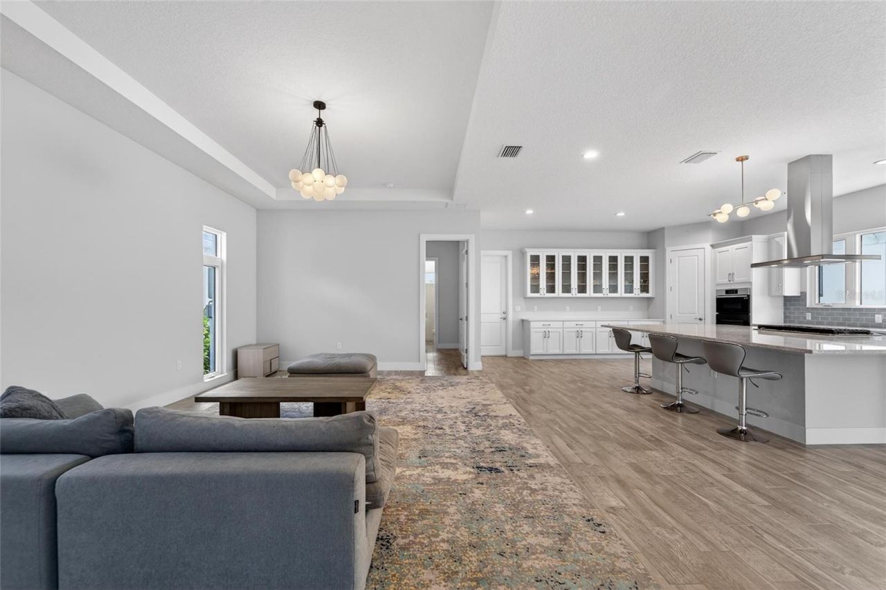 5917 Cat Claw Lane, Bradenton, FL 34210 Photo