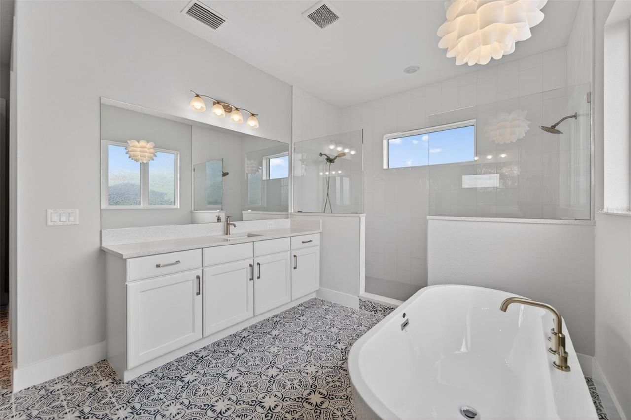 5917 Cat Claw Lane, Bradenton, FL 34210 Photo