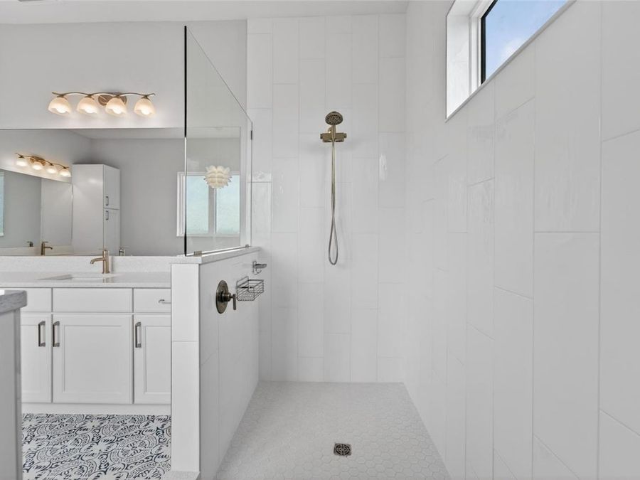 Property Image 81