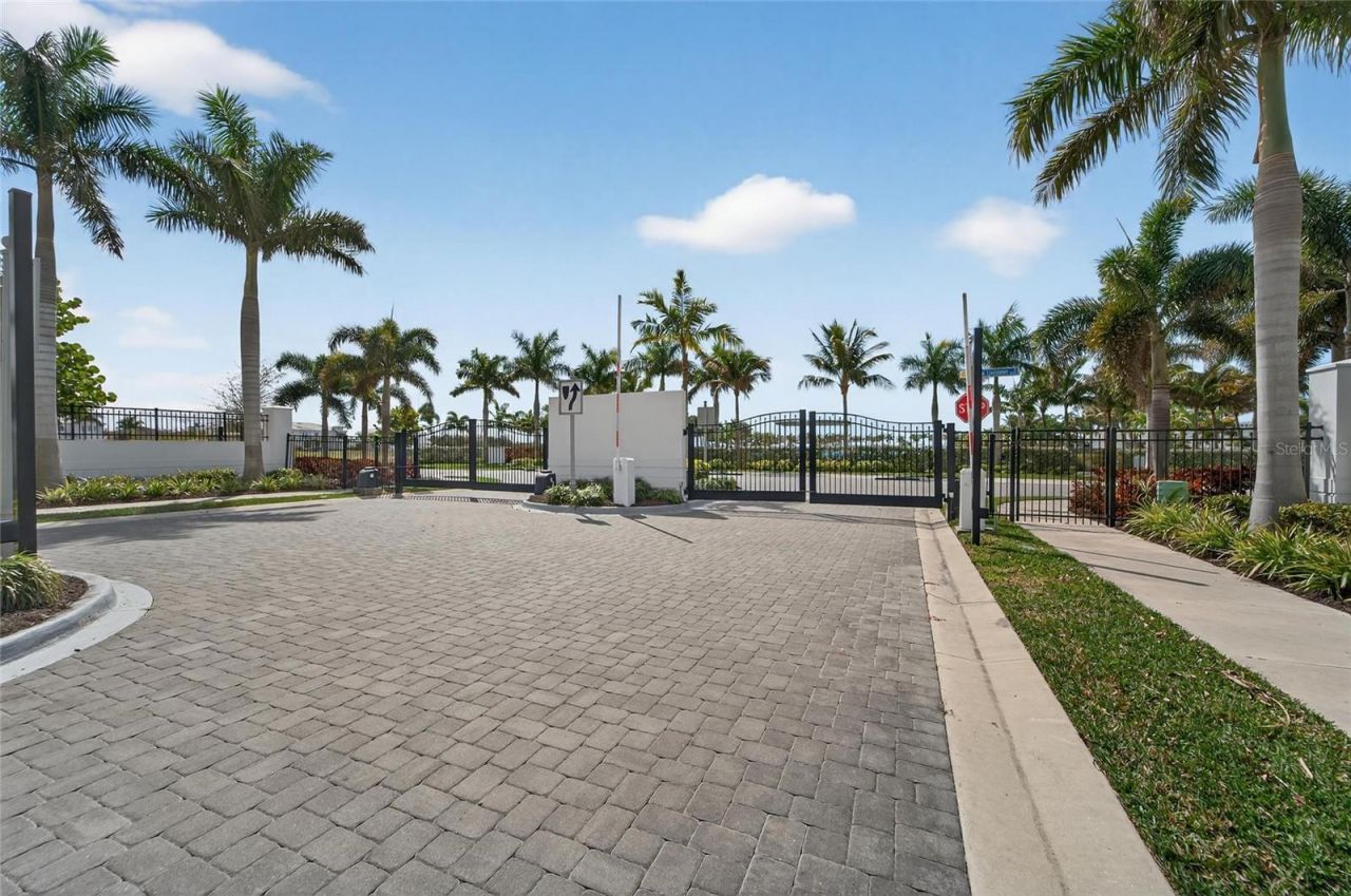 5917 Cat Claw Lane, Bradenton, FL 34210 Photo