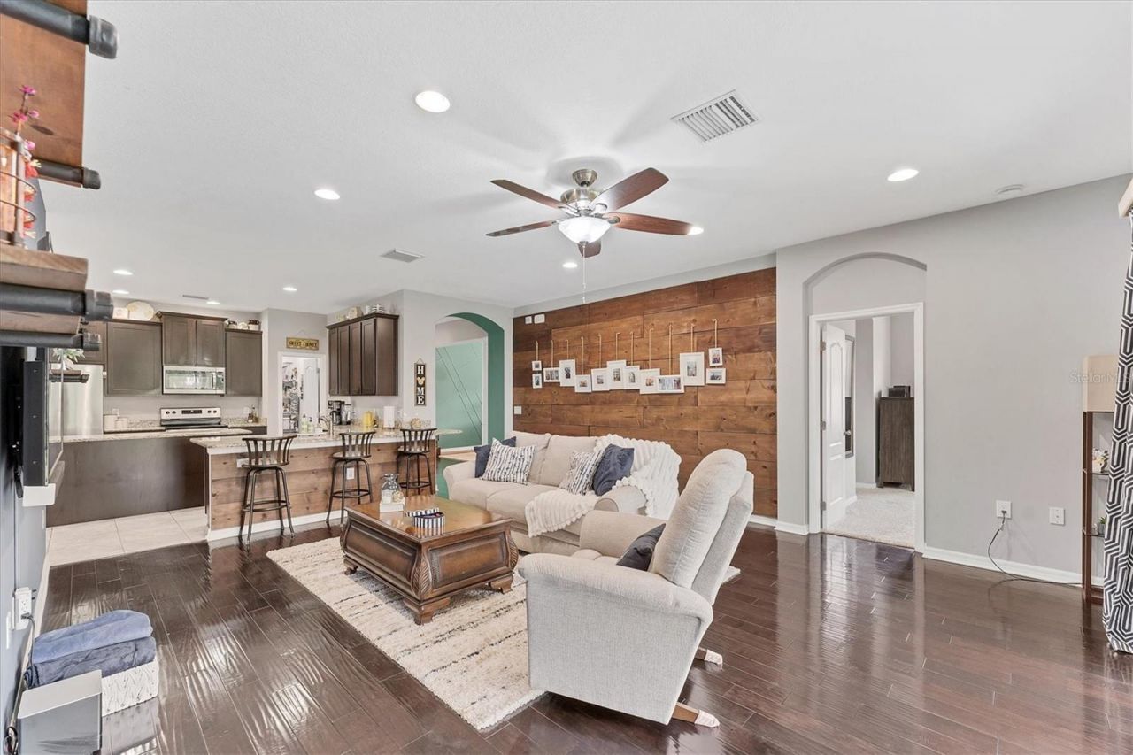 9123 Raes Creek Place, Palmetto, FL 34221 Photo