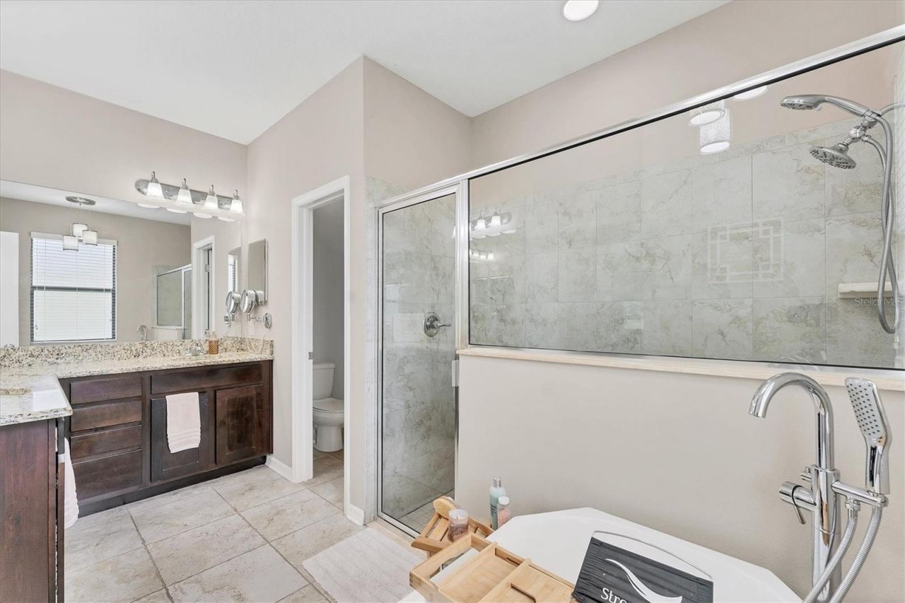 9123 Raes Creek Place, Palmetto, FL 34221 Photo