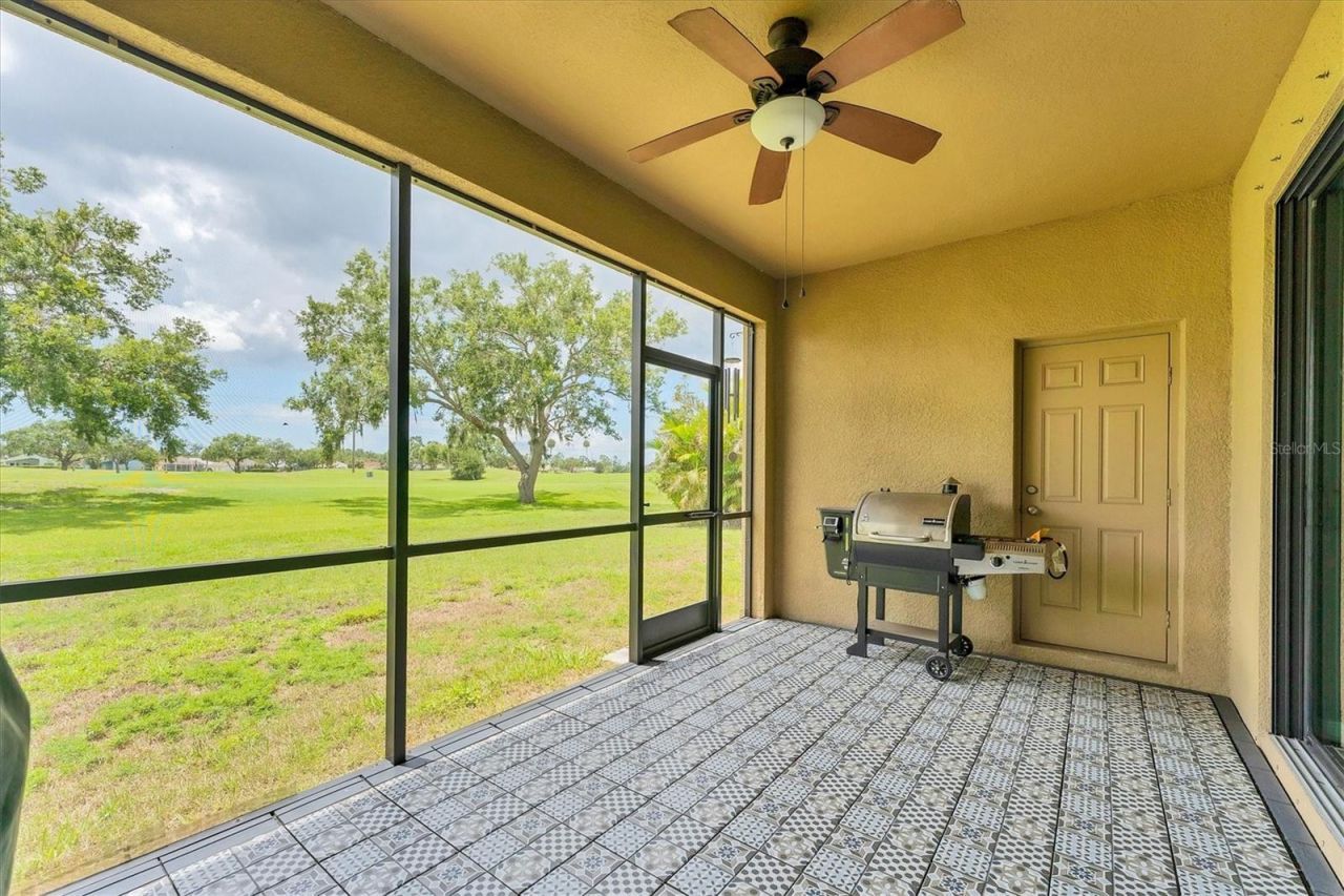 9123 Raes Creek Place, Palmetto, FL 34221 Photo