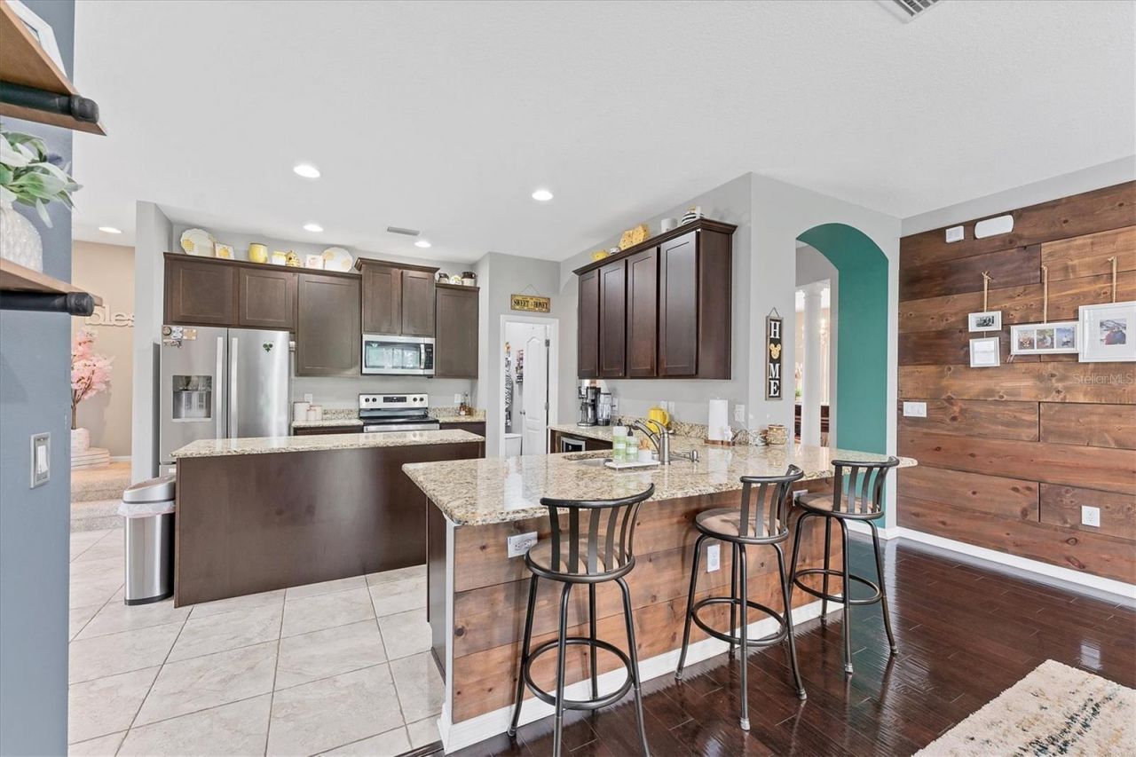 9123 Raes Creek Place, Palmetto, FL 34221 Photo