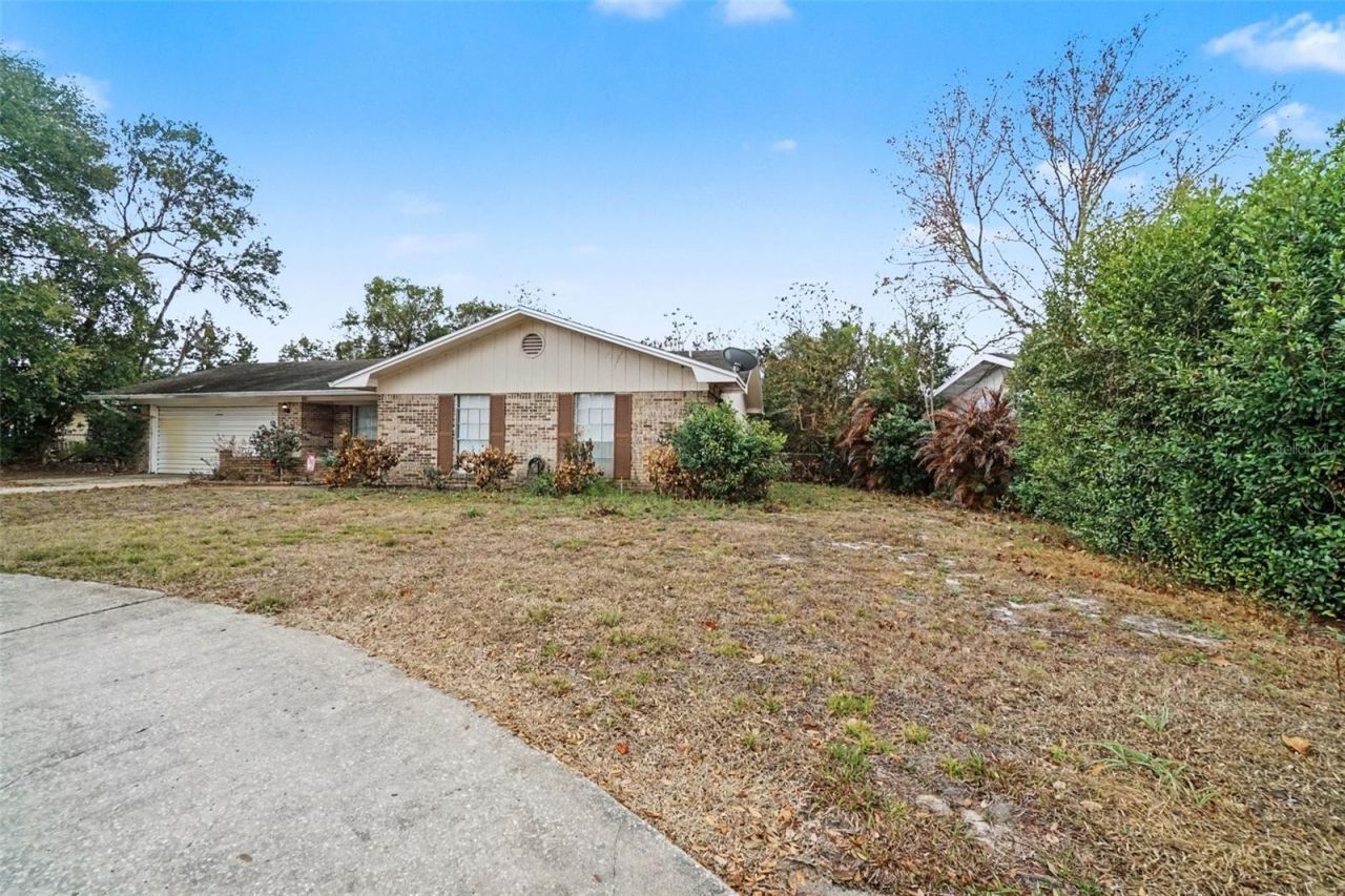 805 E Normandy Boulevard, Deltona, FL 32725 Main Photo