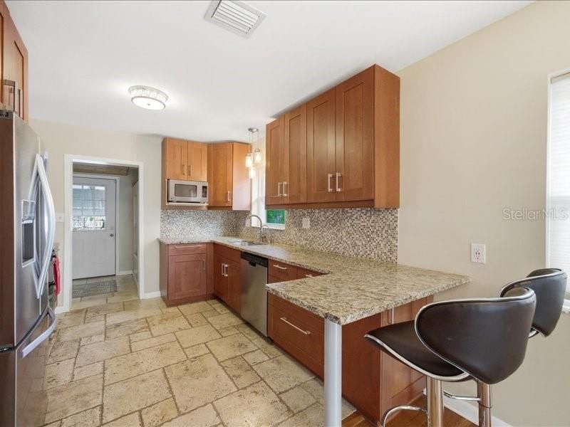 2670 Bayside Drive S, Saint Petersburg, FL 33705 Photo