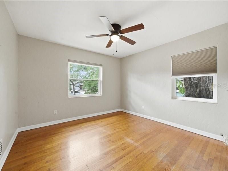 2670 Bayside Drive S, Saint Petersburg, FL 33705 Photo